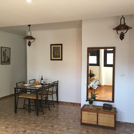 Apartamento Situado En El Centro De Santa Cruz Apartment Ngoại thất bức ảnh