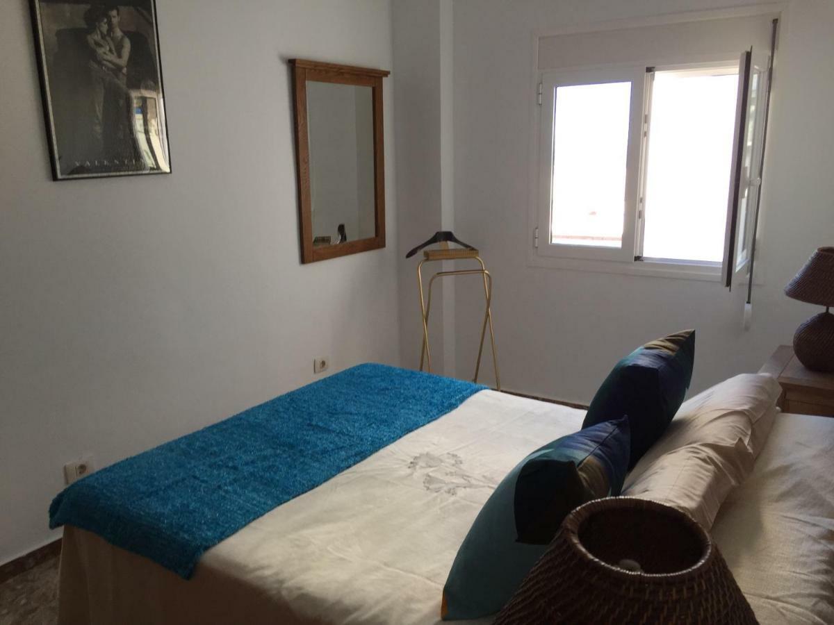 Apartamento Situado En El Centro De Santa Cruz Apartment Ngoại thất bức ảnh