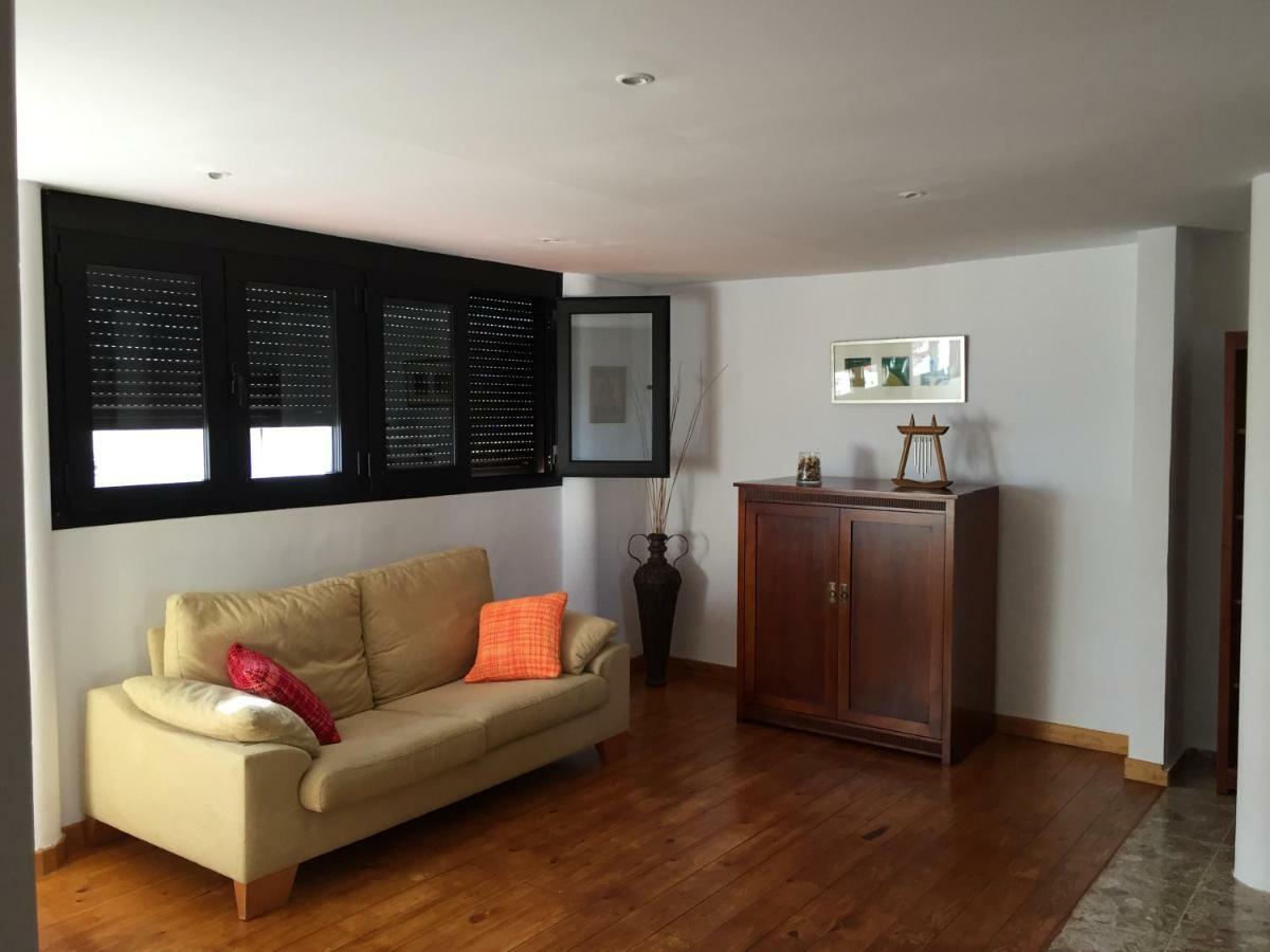 Apartamento Situado En El Centro De Santa Cruz Apartment Ngoại thất bức ảnh