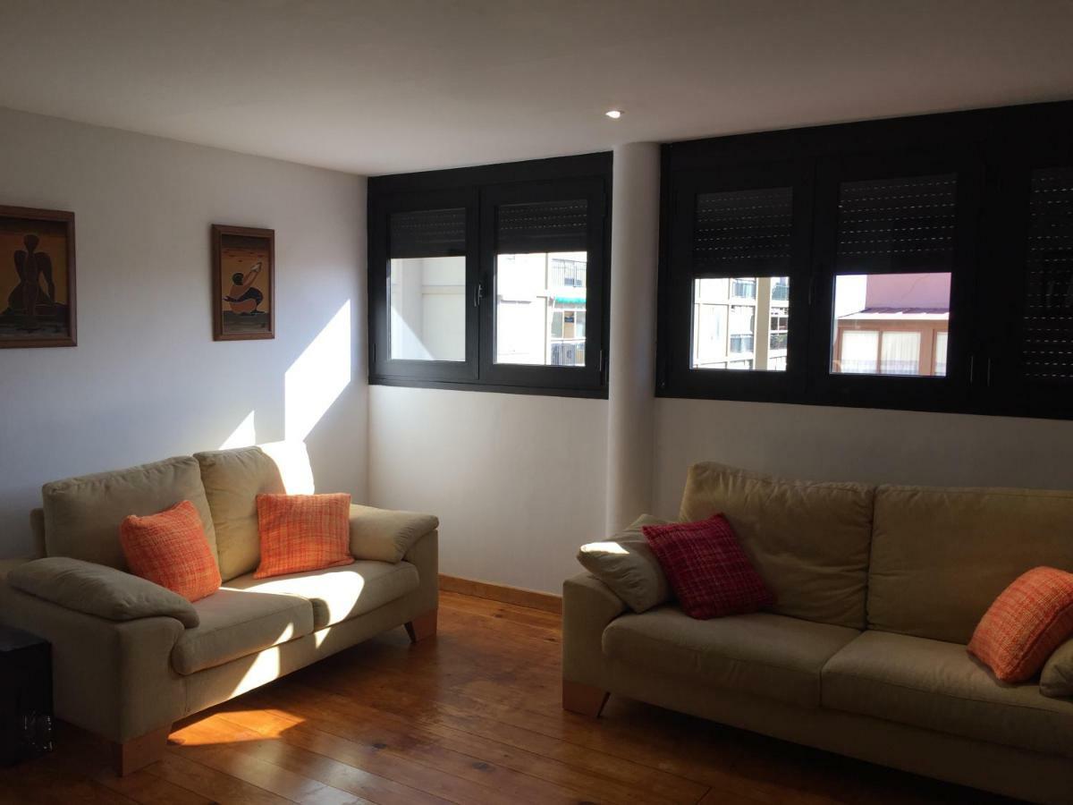 Apartamento Situado En El Centro De Santa Cruz Apartment Ngoại thất bức ảnh