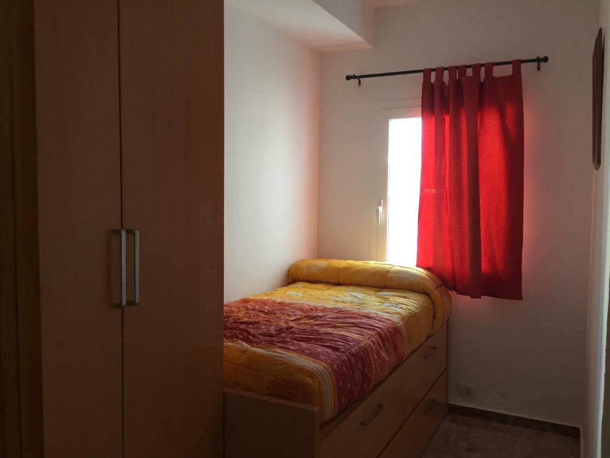 Apartamento Situado En El Centro De Santa Cruz Apartment Ngoại thất bức ảnh
